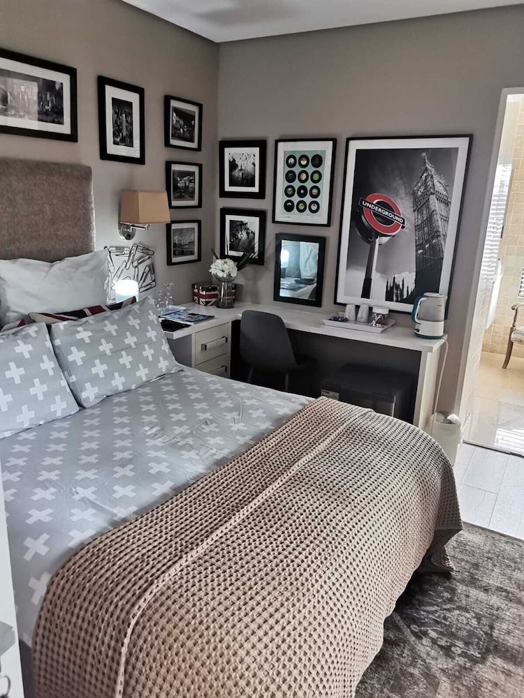 Sea Dreams Guesthouse Standard Double Room 5