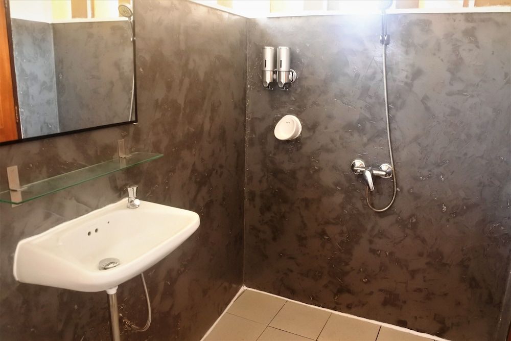 Hi Karon Beach Hotel Deluxe Room 14