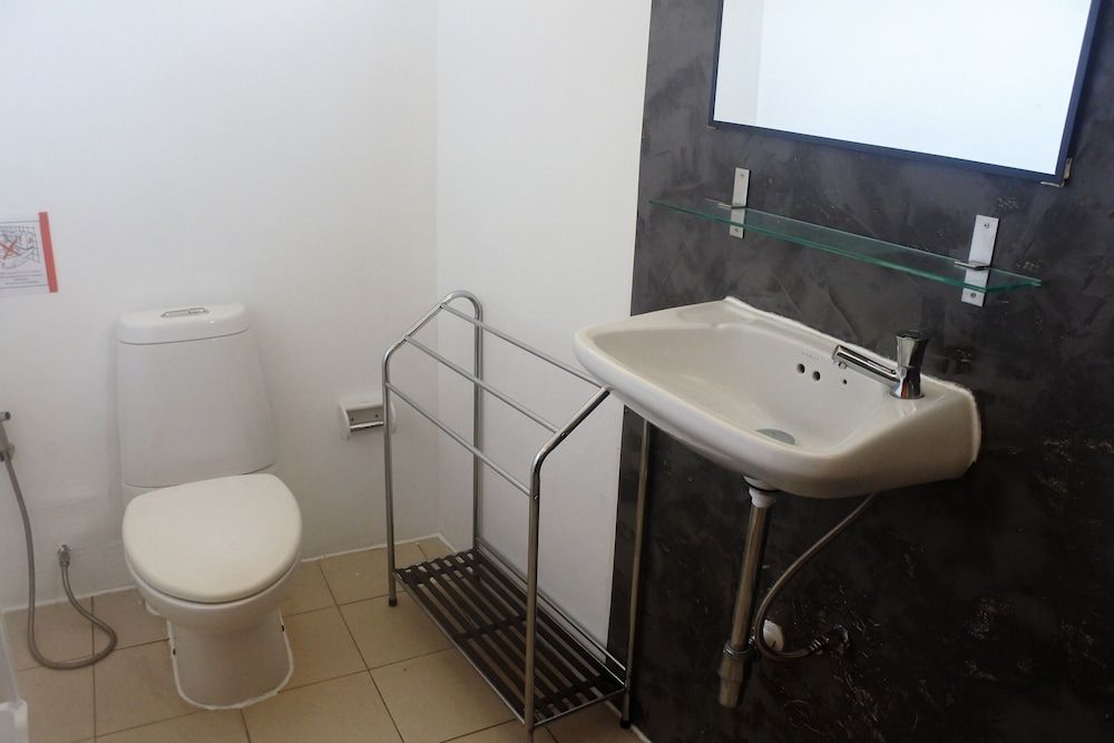 Hi Karon Beach Hotel Deluxe Room 13