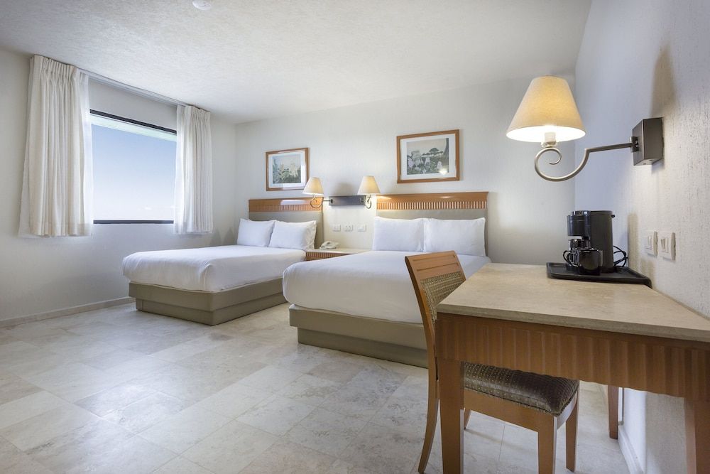 Gamma Villahermosa Centro Deluxe Room, 2 Double Beds 4
