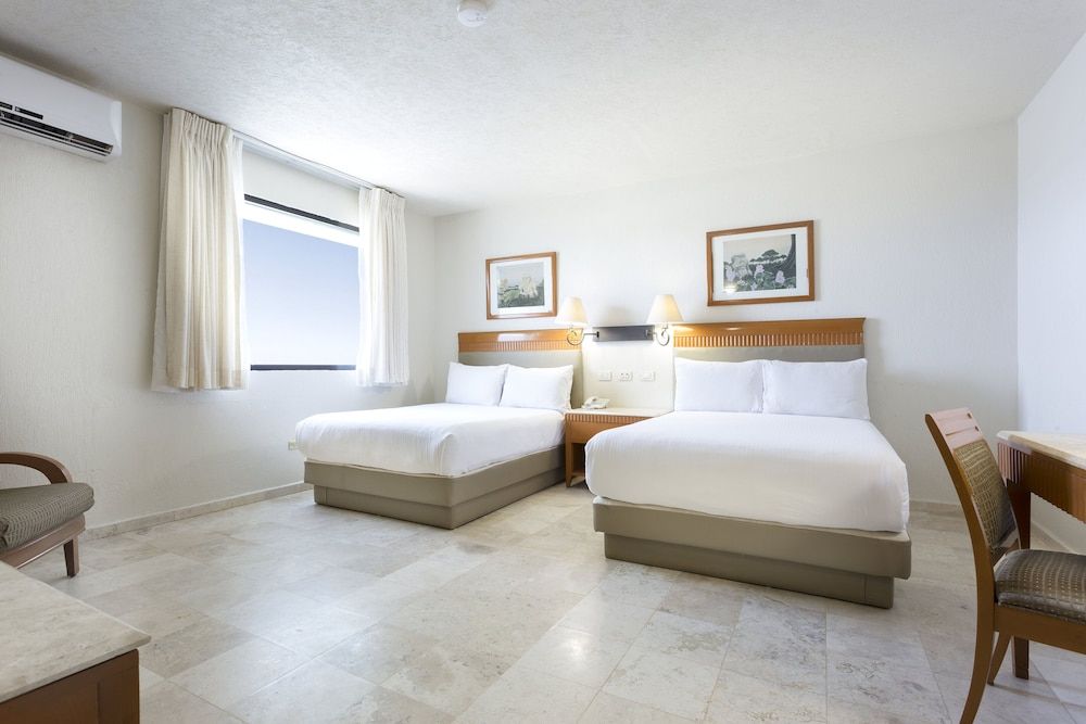 Gamma Villahermosa Centro Deluxe Room, 2 Double Beds 10