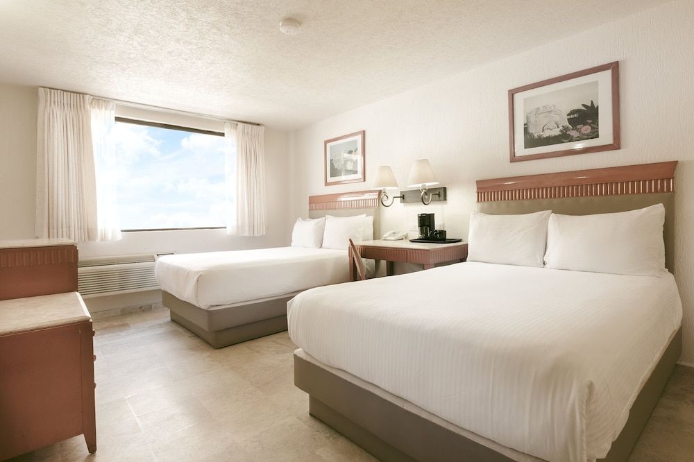 Gamma Villahermosa Centro Deluxe Room, 2 Double Beds 8