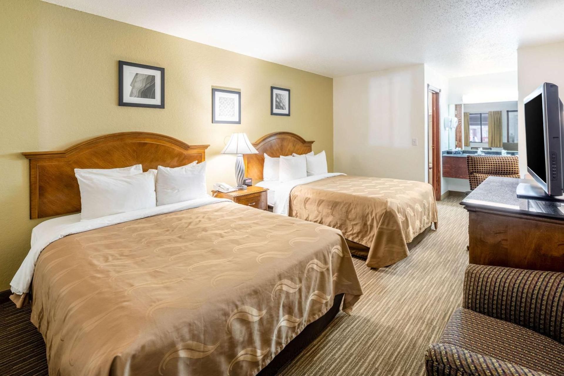 1 Queen Bed, Non-Smoking