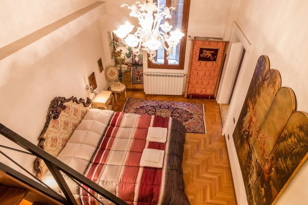 Fenice Backstage over Canal Apartment, 1 Bedroom 3