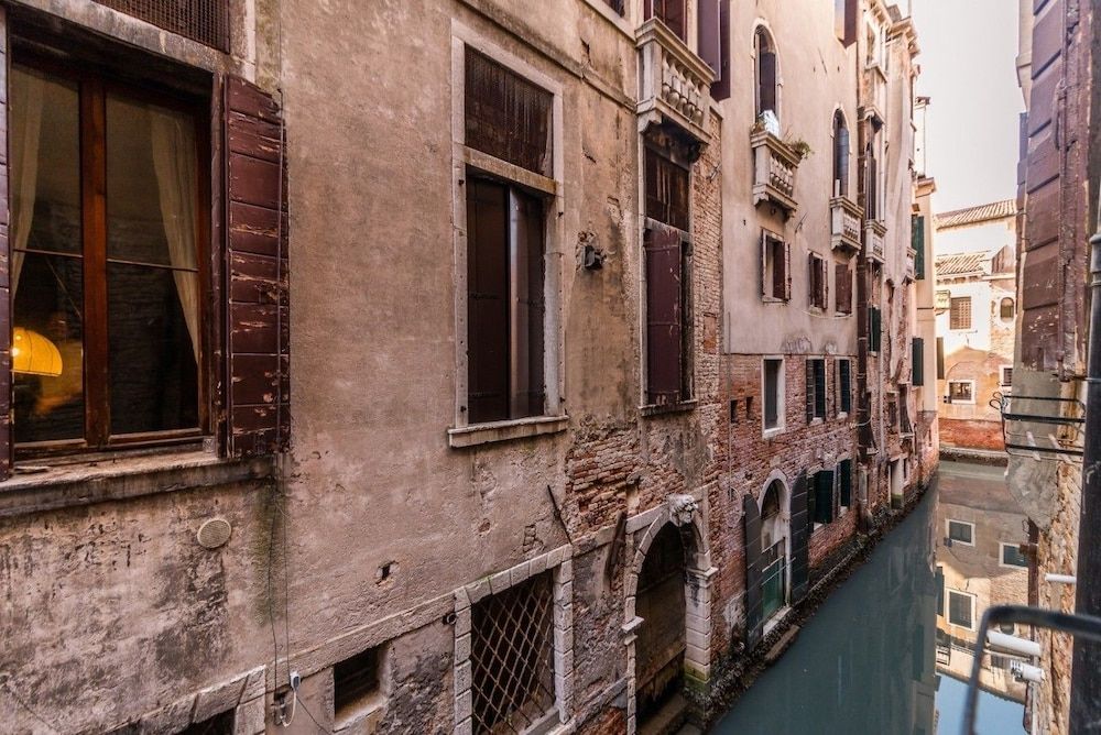 Fenice Backstage over Canal Apartment, 1 Bedroom 34