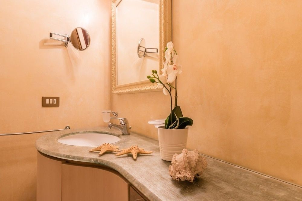 Fenice Backstage over Canal Apartment, 1 Bedroom 29