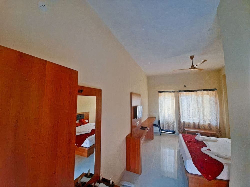 Pushkar Retreat Resort Deluxe Room 15