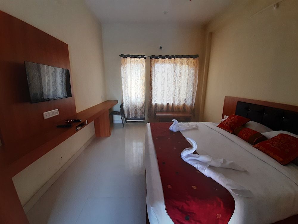Pushkar Retreat Resort Deluxe Room