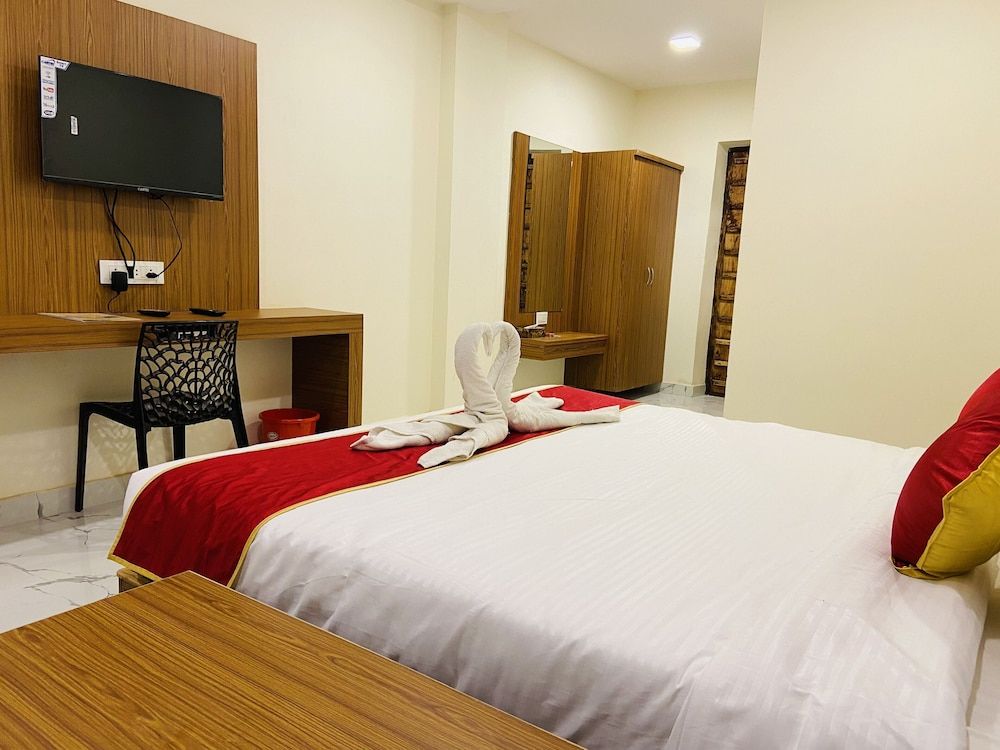 Pushkar Retreat Resort Deluxe Room 9