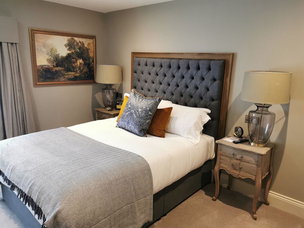 The Swan Inn Senior Double Room 4