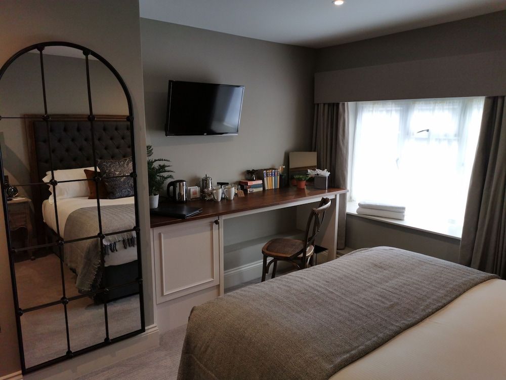 The Swan Inn Senior Double Room 5