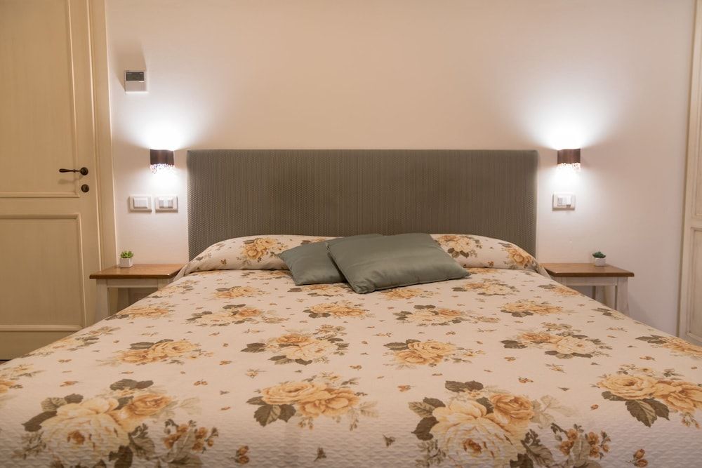 Rosa di Assisi Comfort Room (Frutti) 3