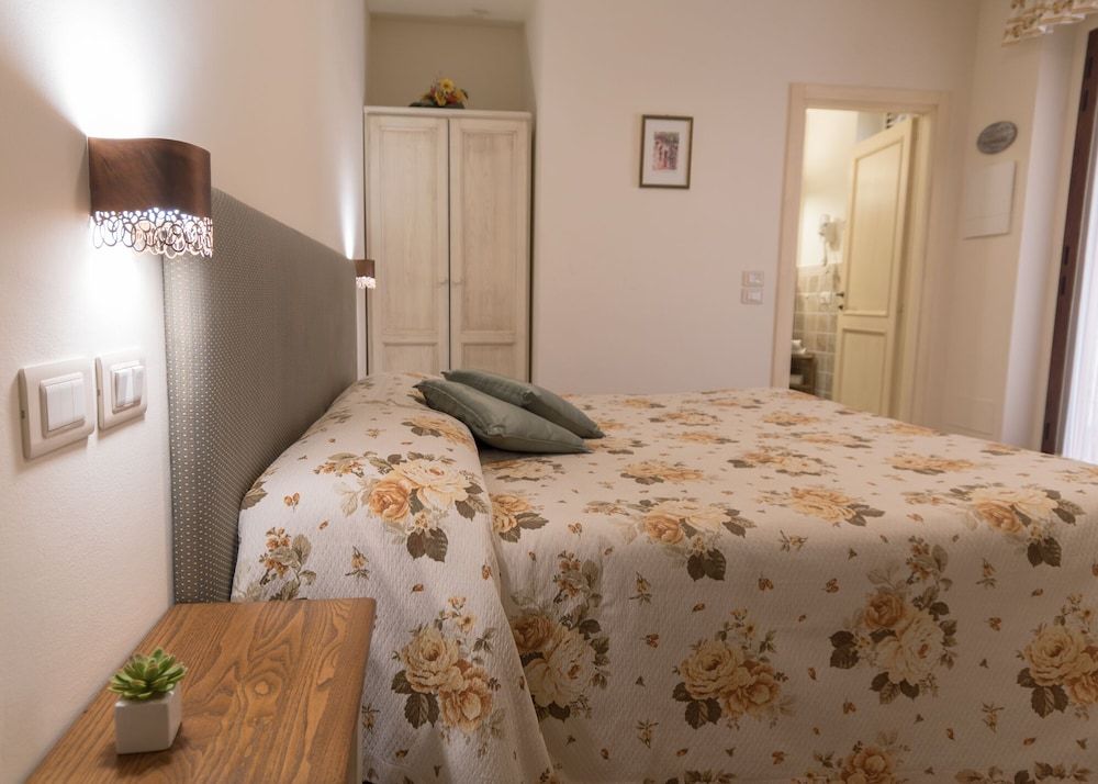 Rosa di Assisi Comfort Room (Frutti)