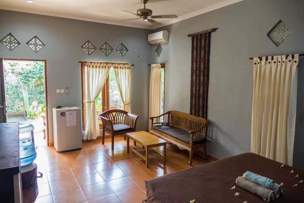 Mandalika Cottage Double Room 11