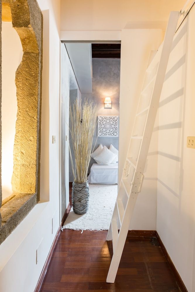 undefined Colosseo Luxury Apartment 8