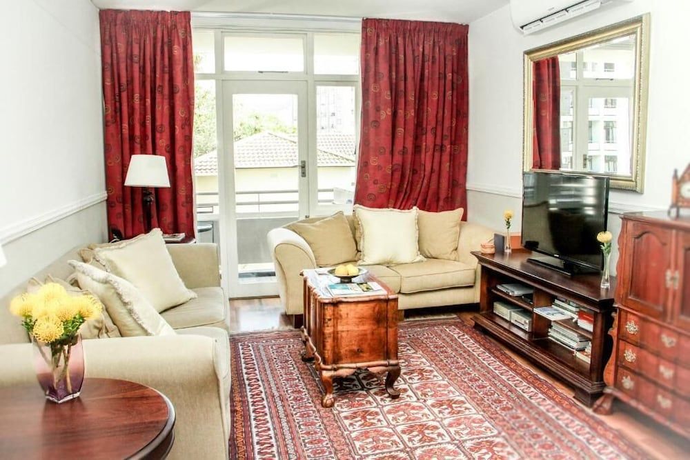 undefined 438 St Martini 9