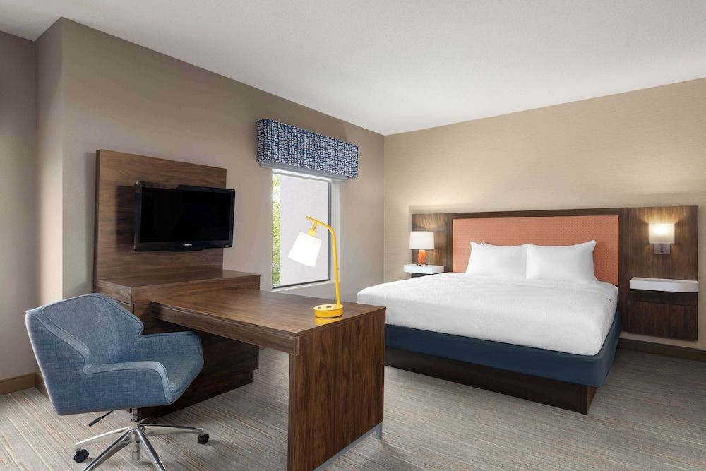 Hampton Inn & Suites Harrisburg/North King Studio Suite 2