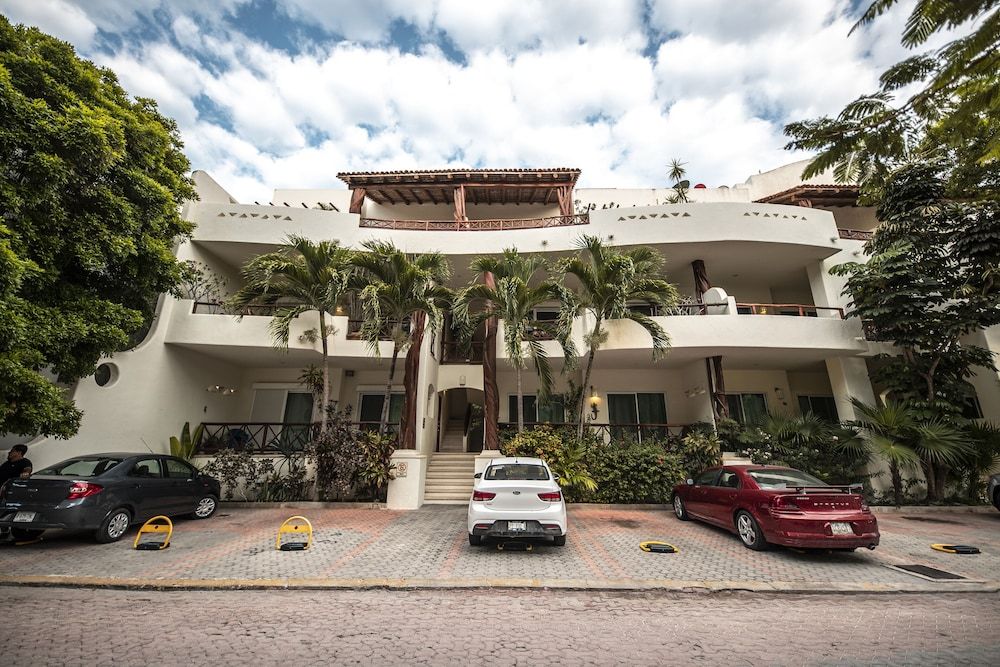 undefined Penthouse Beach Holiday Private Jacuzzi Bbq Family Friendly Maid Service 2