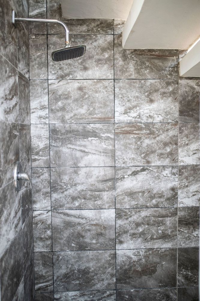 Penthouse Beach Holiday Private Jacuzzi Bbq Family Friendly Maid Service Condo, 3 Bedrooms, Smoking, Balcony 22