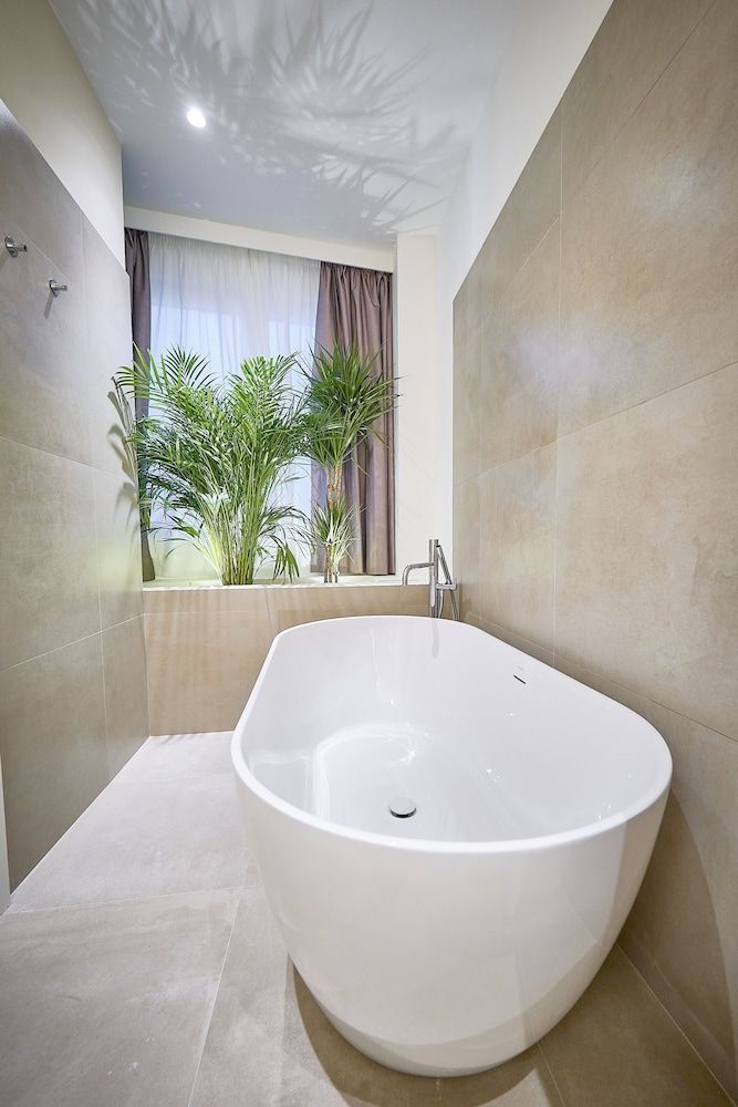 Hotel Leonor Superior Double Room 5