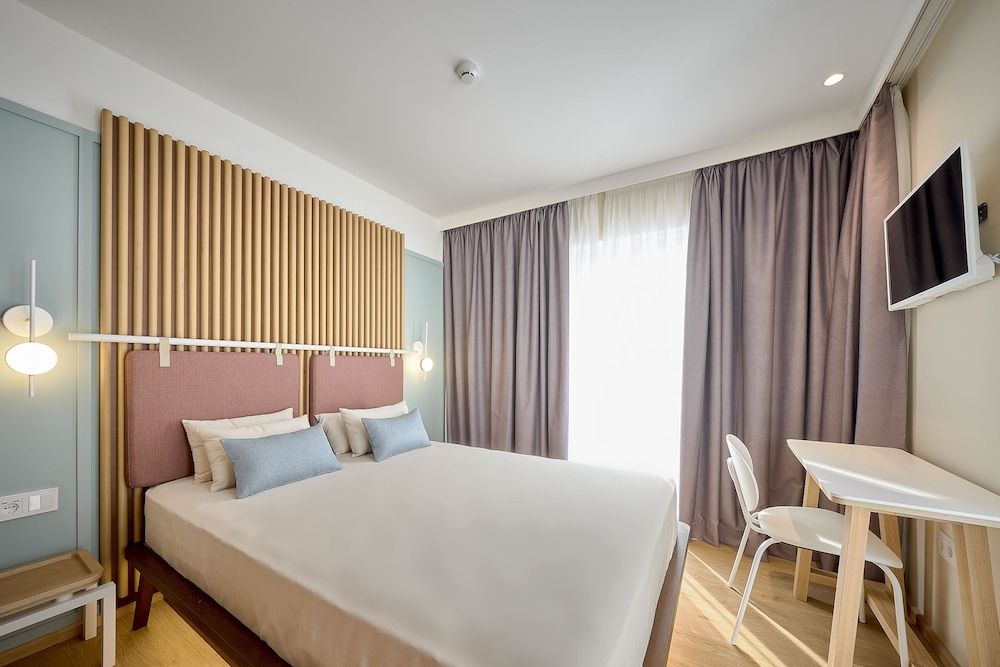 Hotel Leonor Standard Double Room 2