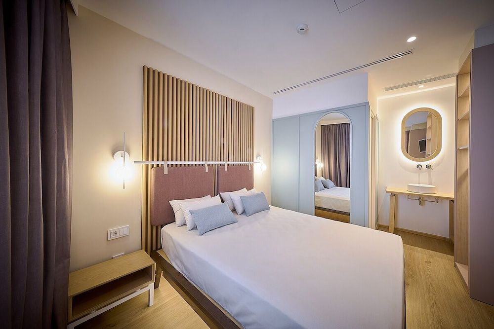 Hotel Leonor Standard Double Room 4