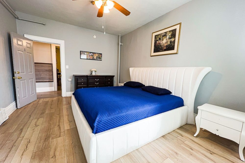 undefined THE 1023 With Private Yard & Parking, Near Falls & Casino by Niagara Hospitality 6