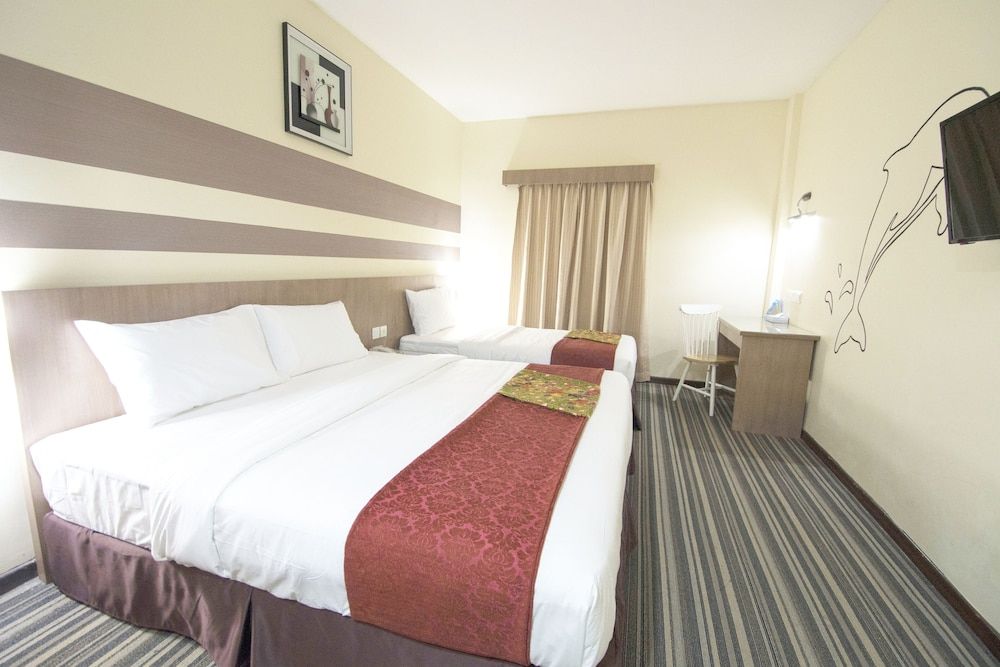 undefined Grand Sentosa Hotel 2