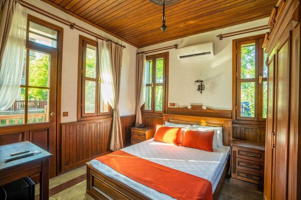 undefined Enso Inn 10