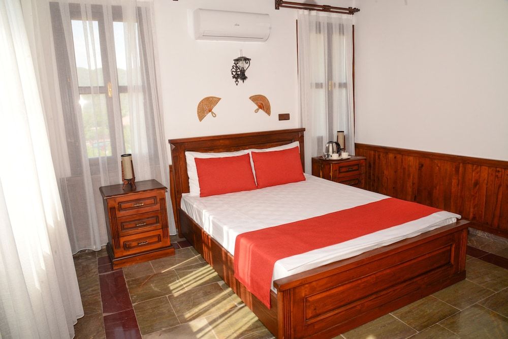 undefined Enso Inn 8