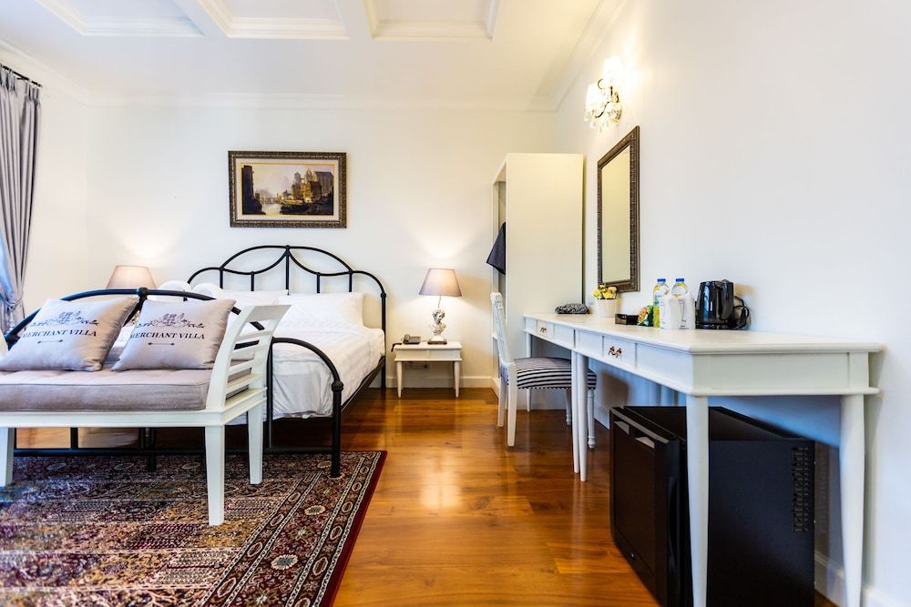 undefined Merchant Villa 9