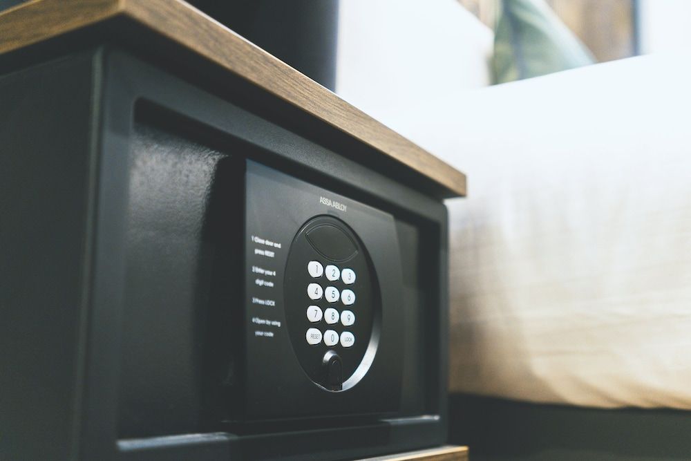 Point A Hotel - Paddington Twin Room 7