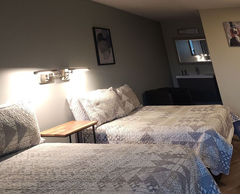 Hotel Lake Anna Deluxe Double Room, Multiple Beds 7