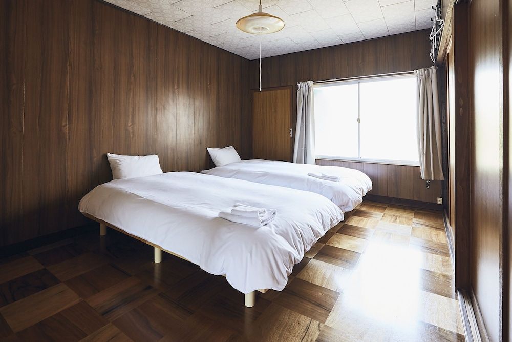 Boro-Ya Private Vacation Home 3