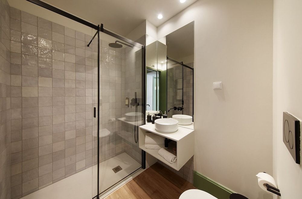 Sintra Green Chalet - Bed & Breakfast Superior Room, 1 Queen Bed, Non Smoking, Mezzanine 4