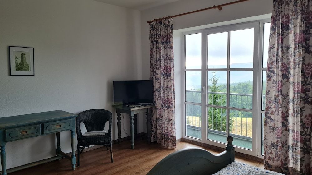 Pension Breitenborn Classic Double Room, Private Bathroom 3