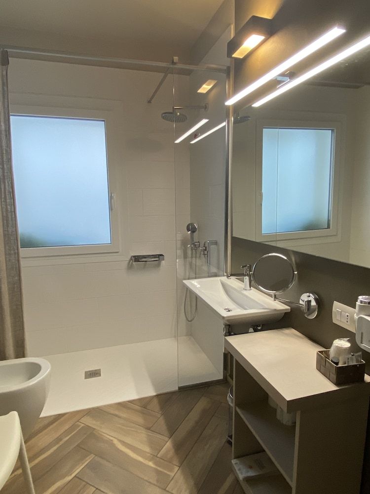 L.A. Home Deluxe Double Room, 1 Double Bed 5