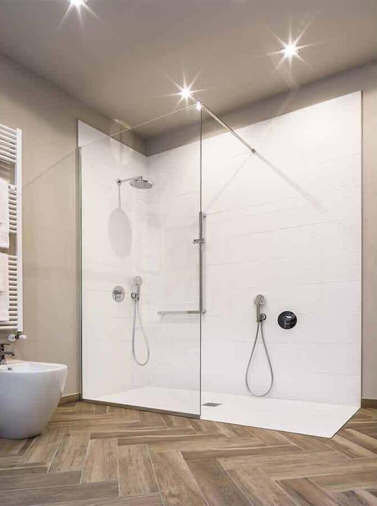 L.A. Home Superior Double Room, 1 Bedroom, Accessible, Lake View