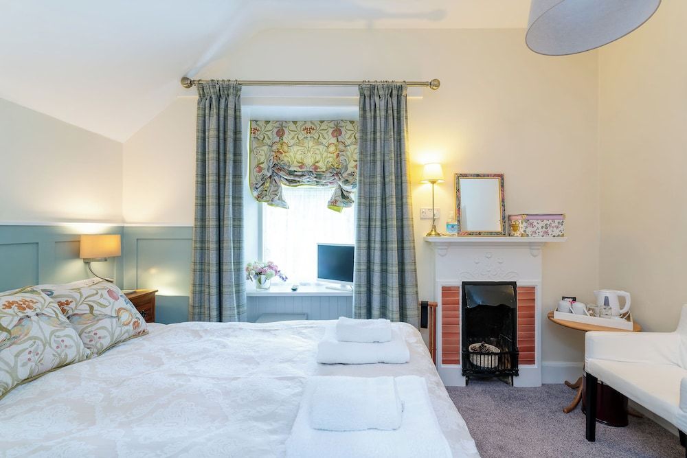 Traditional Double Room, Ensuite (Standard King)