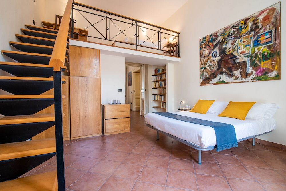 Maiorani Family Apartment nel centro di Napoli Apartment, 4 Bedrooms 2