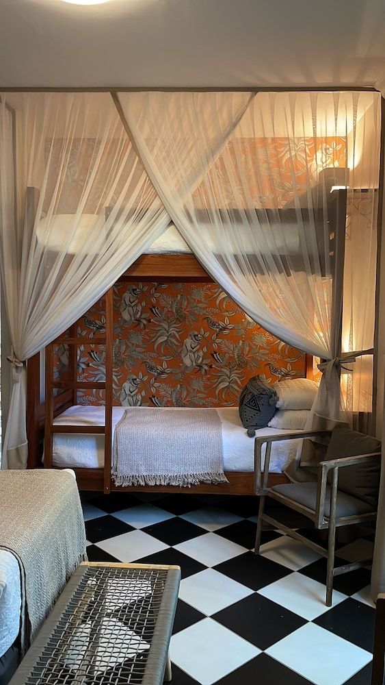 undefined 528 Victoria Falls Guest House 2