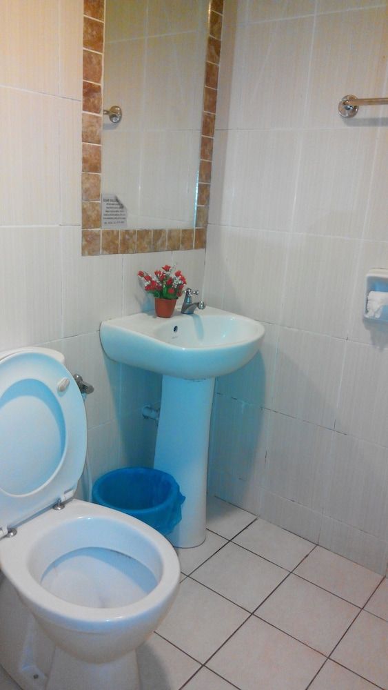 Sun Inns Hotel Kuala Selangor Family 5 Window 4