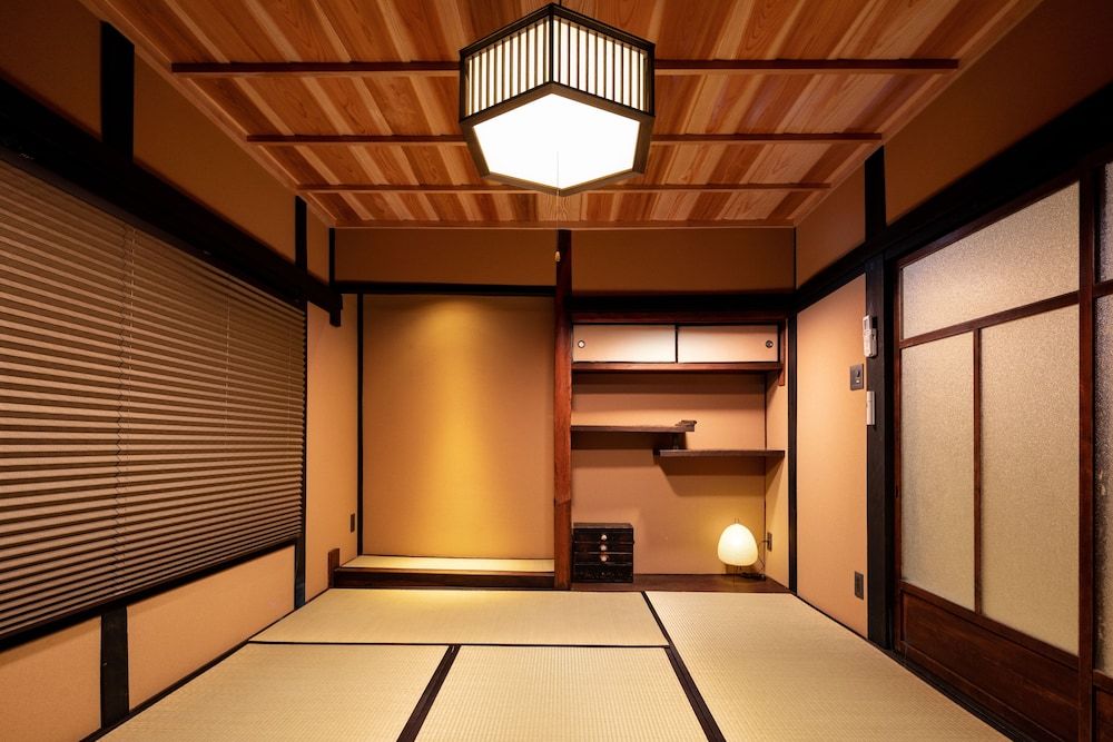 undefined Tsumugi Hachijominamotocho 9