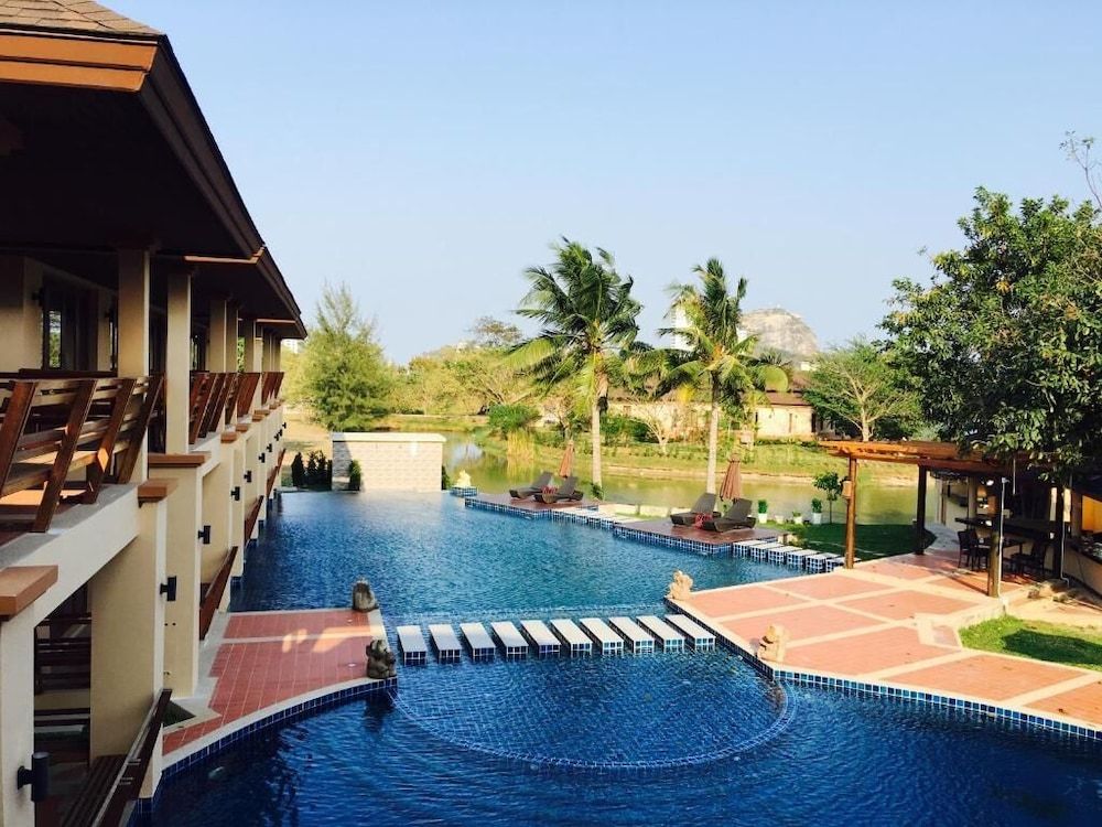 undefined Elegancy Resort Hua Hin 10
