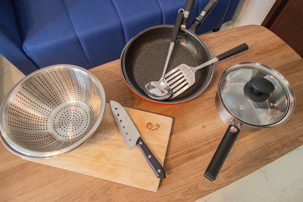 Blue Twin Room, Non Smoking 13