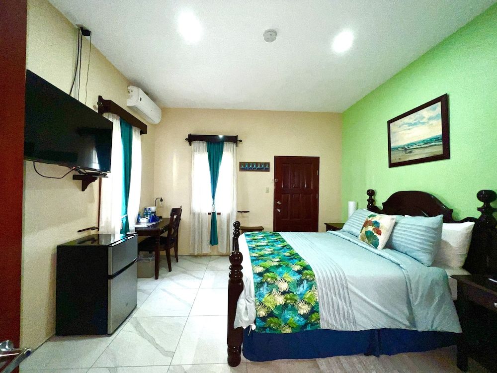 One South Place Hotel Deluxe Room 13