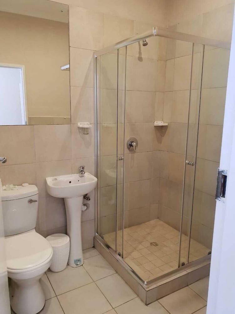 Savoy hotel Twin Room 10