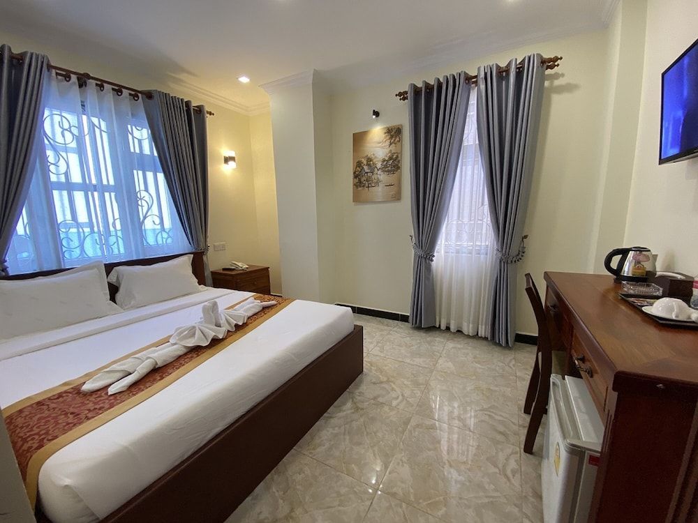 undefined ICON Hotel 4