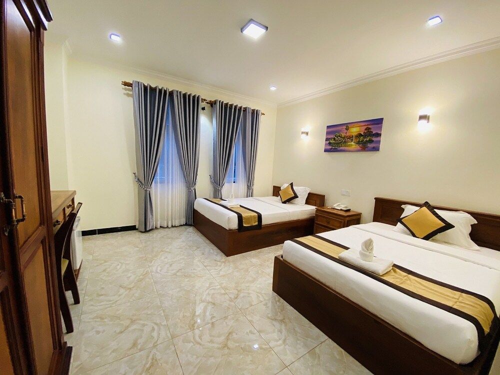 undefined ICON Hotel 3