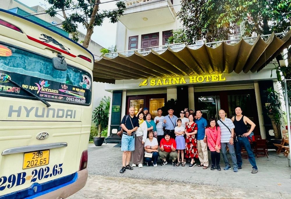 undefined Salina Hotel 5